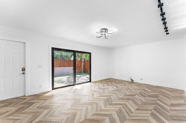 Photo - 3007 San Clara Dr