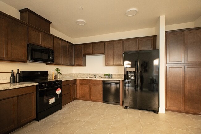 Photo - 932 N Olive Ave