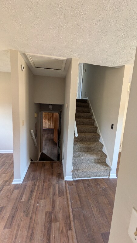 Photo - 2720 Oxford Ct