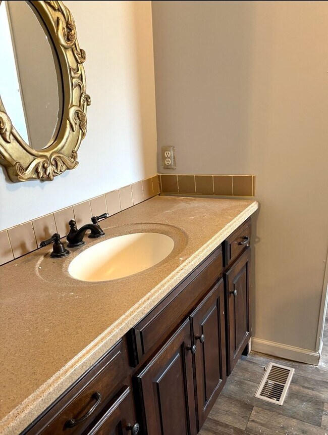 Photo - Lovely corner house