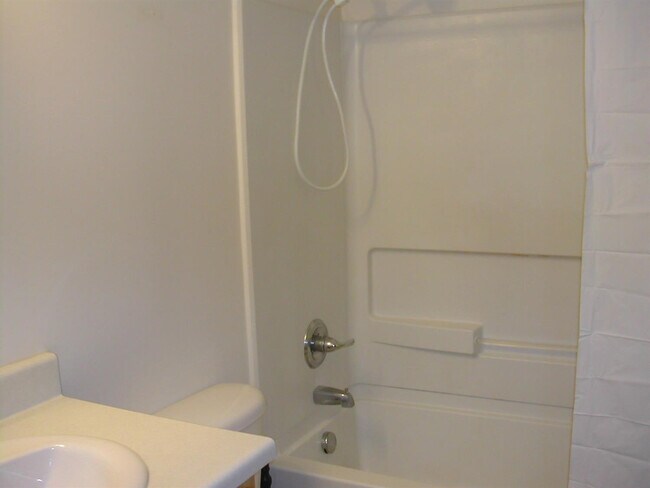 253 Brookridge Ct Unit 1