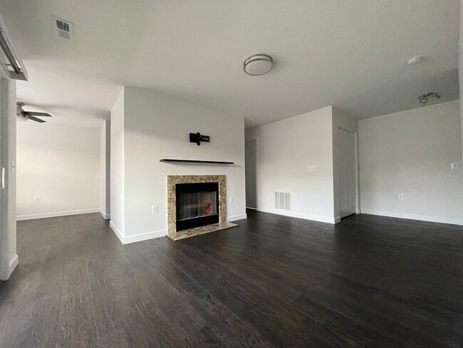 Photo - 6425 Apt 303 Unit 303