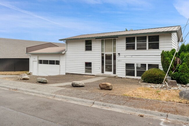 Photo - 400 Casad Ave