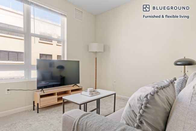 Photo - 853 Commodore Dr Unit FL4-ID975