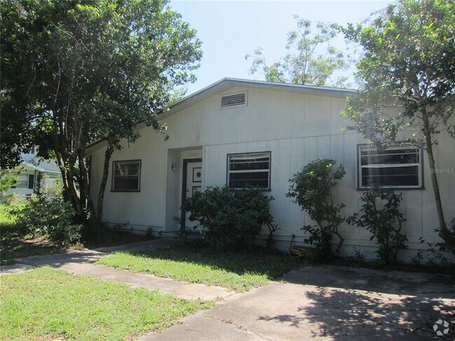 Building Photo - 1521 SE 35th Ave Rental