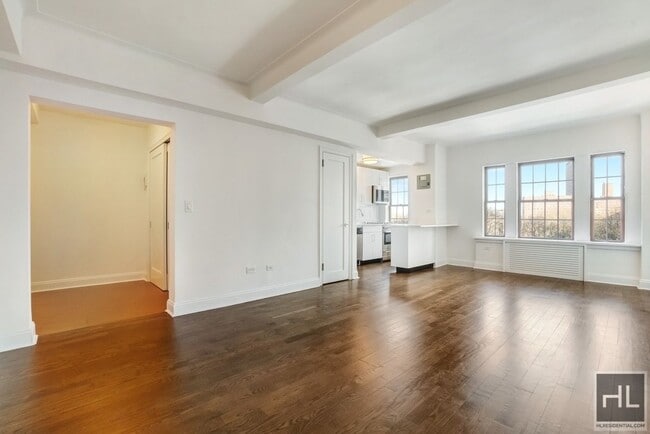 Building Photo - CRANBERRY STREET Unit 8C Rental