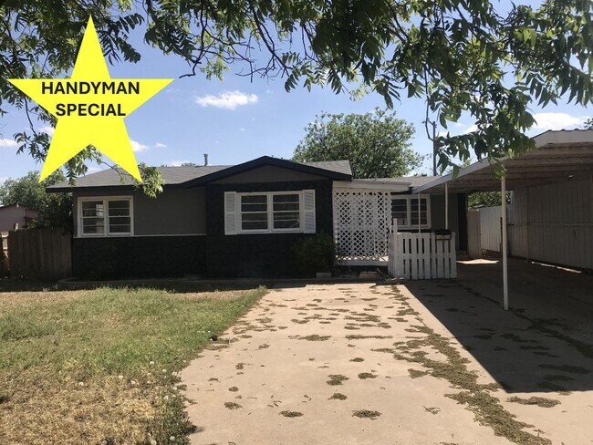 Photo - Handyman Special $0 First Month's Rent / “You fix, you SAVE BIG!!” Contact Mayshell for details: ...