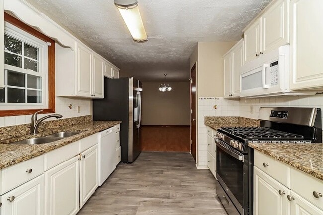 Photo - 3142 Country Lake Dr