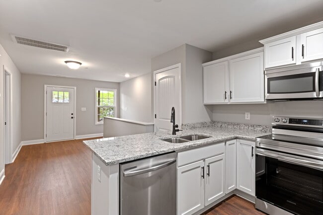 Photo - 2645 UNIT B Bell St