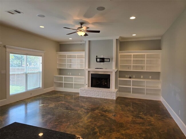 Photo - 602 Garwood St