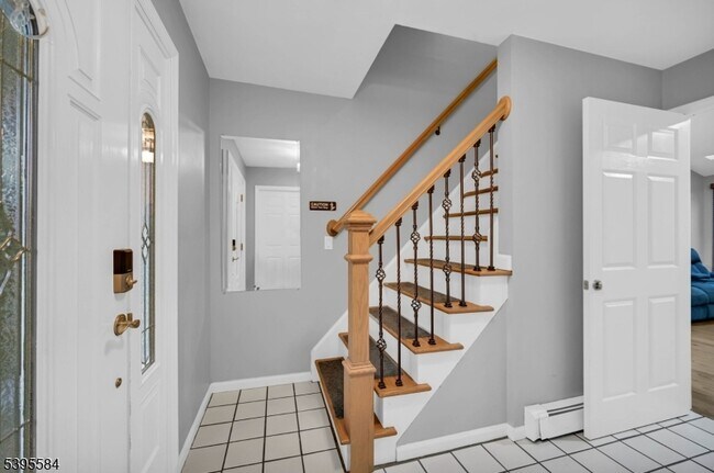 Photo - 15 Sweetwood Ct