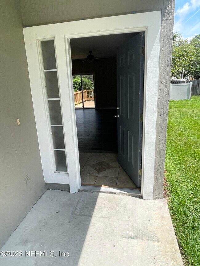 Photo - 549 Scrub Jay Dr