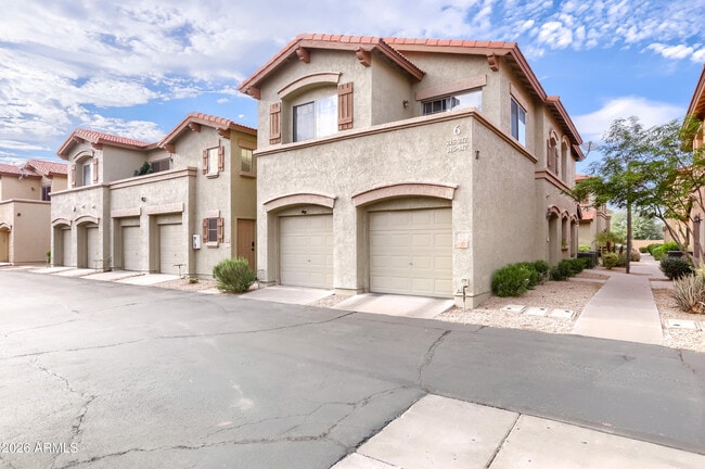 Photo - 805 S Sycamore
