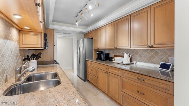 Photo - 4005 Gulf Shore Blvd N Unit 700