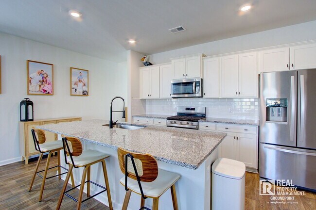 Photo - 146 Ivory Shadow Rd