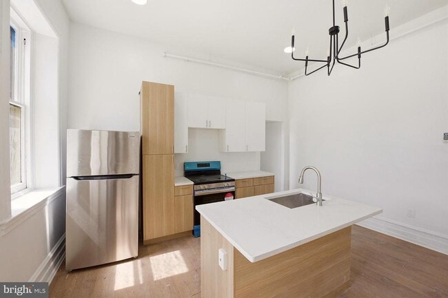 Photo - 6012 Ridge Ave Unidad 6