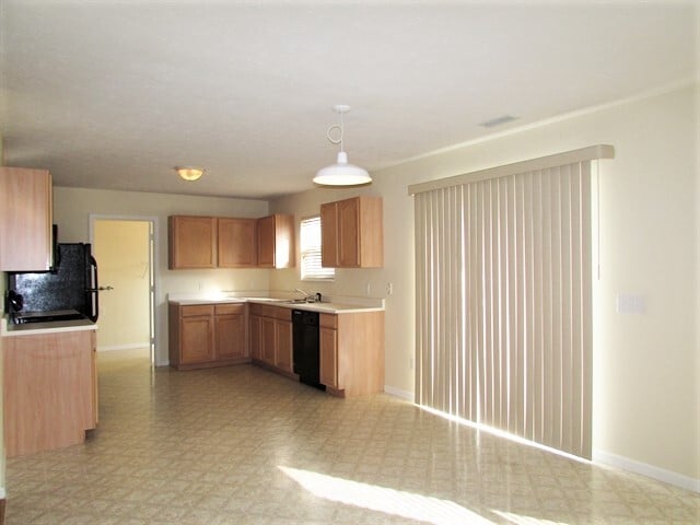 Photo - 1773 Salina Dr