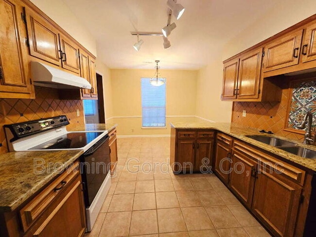 Photo - 833 General George Patton Dr