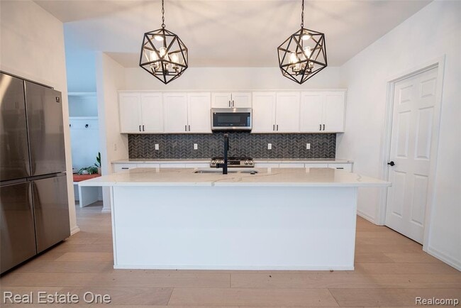 Photo - 3351 Cummings Ave