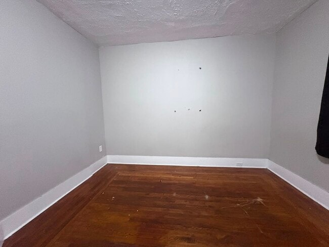 Photo - 71 Willis St Unit 1