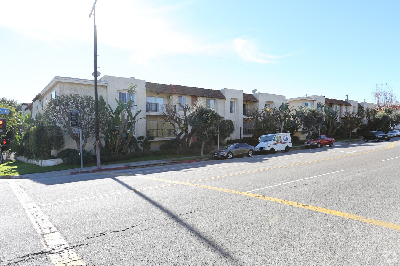 Photo - 10920 Palms Blvd