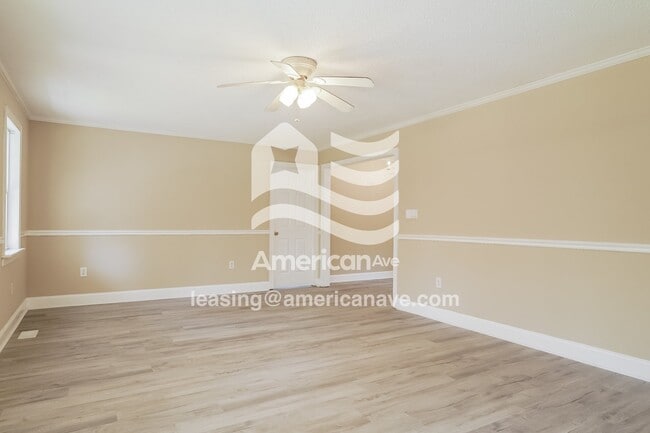 Photo - 3716 Mills Dr