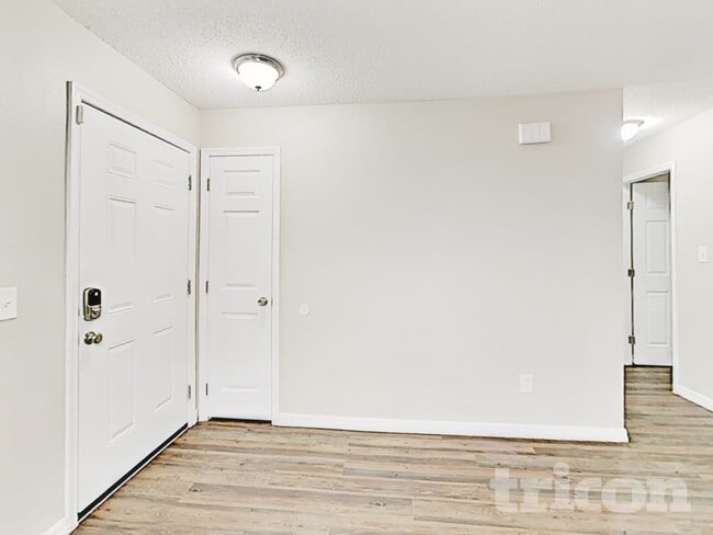 Photo - 725 Cheetah Trail