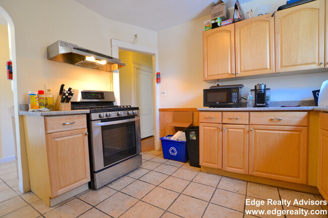 Photo - 143 Commonwealth Ave Apartments Unit 1