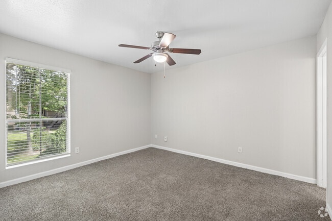 1BR, 1BA - 618SF - Bedroom