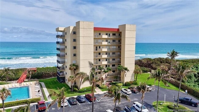 Building Photo - 7440 S Ocean Dr Unit 324A