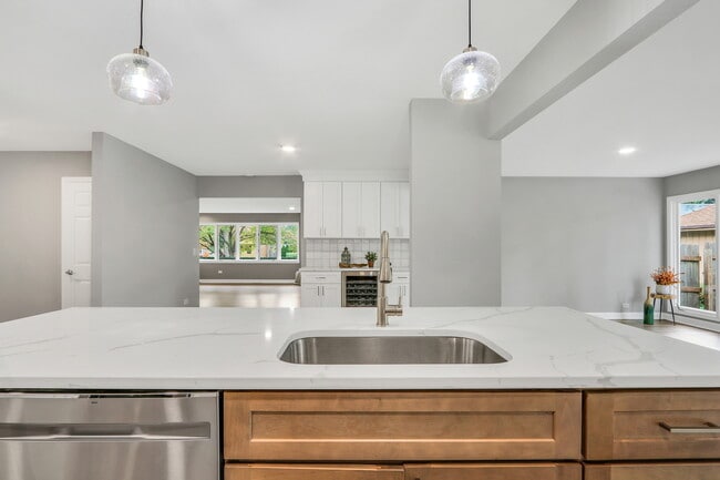 Photo - 179 S Alleghany Rd