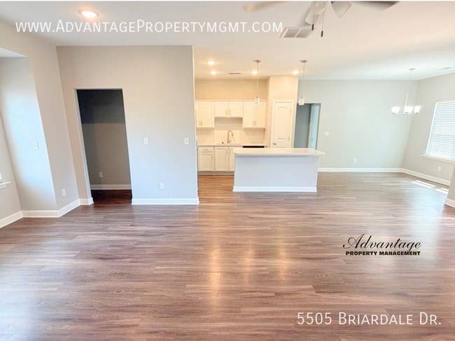 Photo - 5505 Briardale Dr