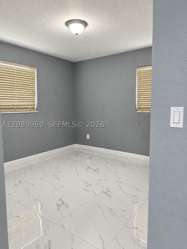 18310 NW 85th Ave