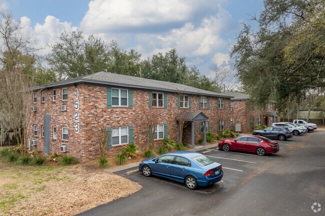 Photo - 1523 Gardenia Rd