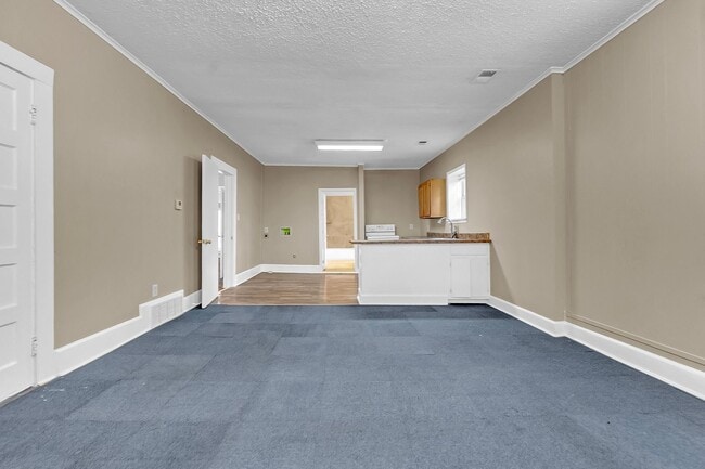 Photo - Charming 3-Bedroom Home in Convenient Memphis Location