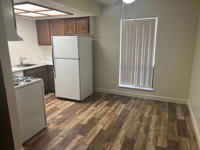 2BED & 2BATH - 2BED & 2BATH Condo Unit 165