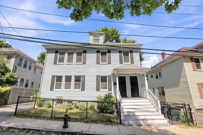 23-25 Suncrest Rd Unit 2