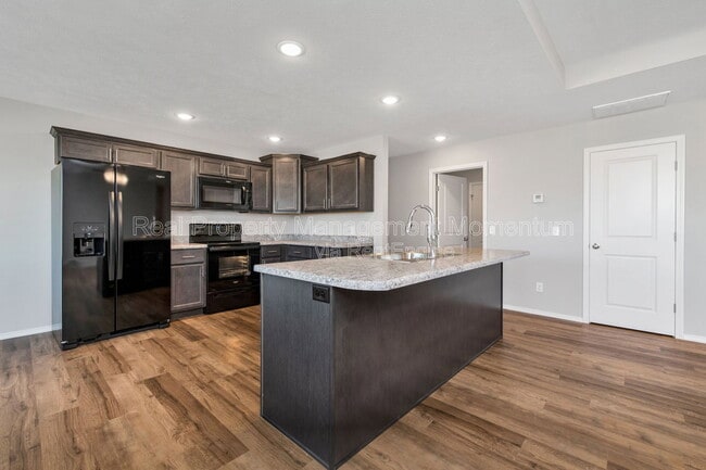 Photo - 971 S Genevieve Ave