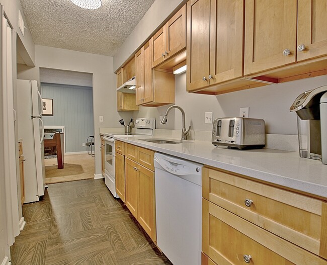 Photo - 85 Cobblestone Creek