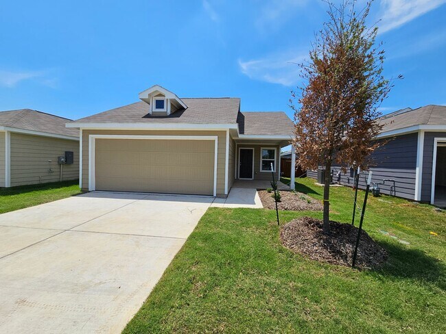 Cottage Home in the beautiful community of... - Cottage Home in the beautiful community of...