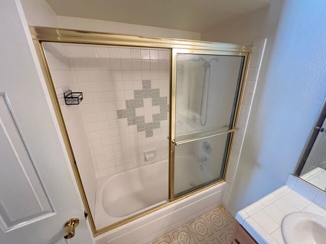 Photo - Spacious 2 bedroom 2nd floor unit Unit 233