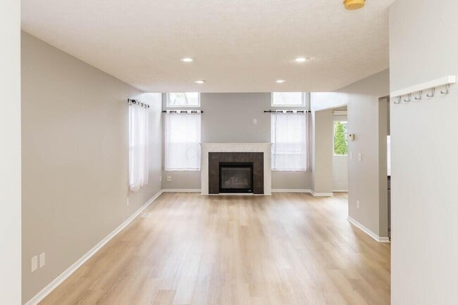 Photo - 2439 Sutter Pkwy