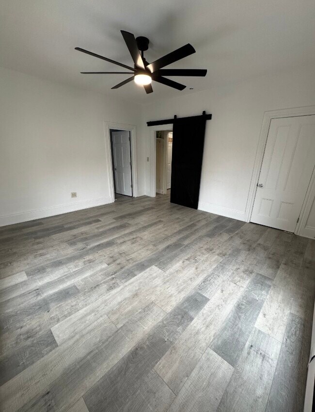 Building Photo - 70 High St Unit 2