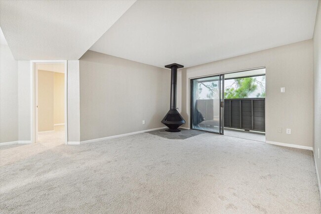 Photo - 3085 Walnut Bend Ln Unidad True
