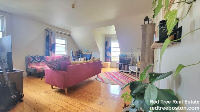 Photo - 45 Auburn St Unit 3