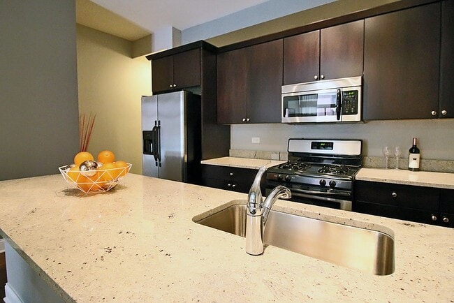 1939 S Wabash Ave Unit 429