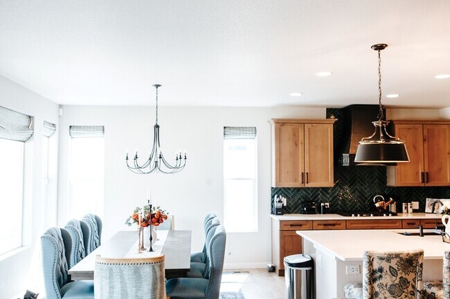 Photo - 9757 Bison Vly Trl