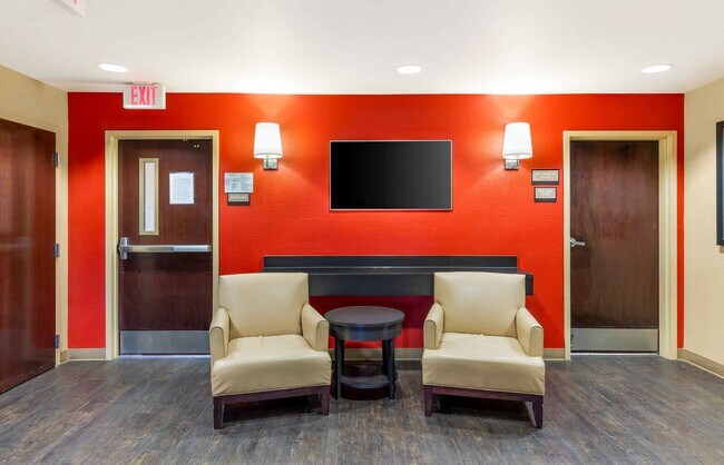 Furnished Studio-Billings - West End