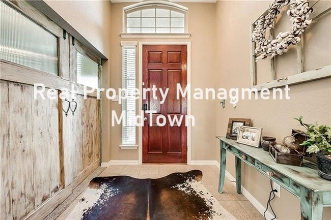 Photo - 1105 Sunland Ct