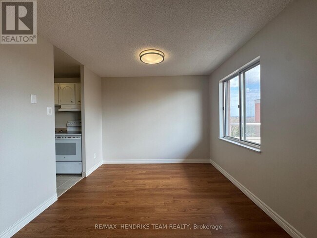 Photo - 610 Lake St Unité 803